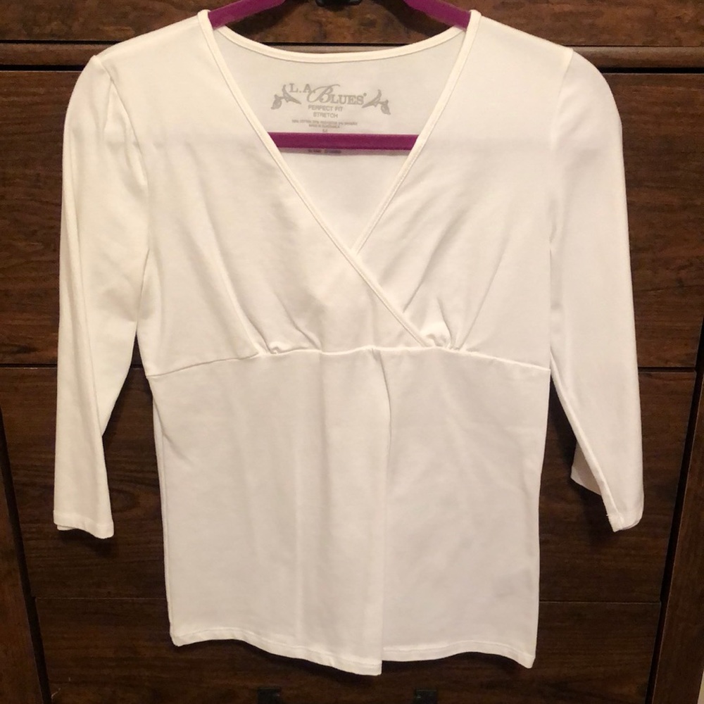 Three-quarter sleeve T-shirt